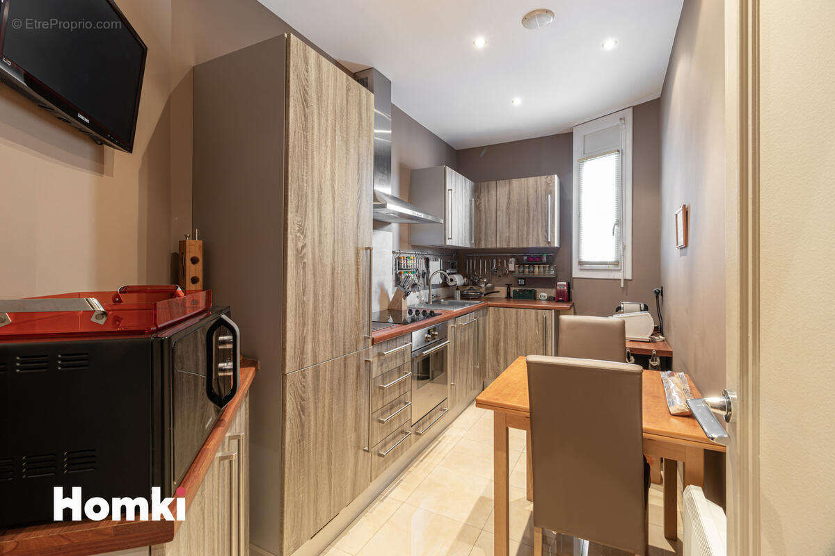 Appartement à MARSEILLE-8E