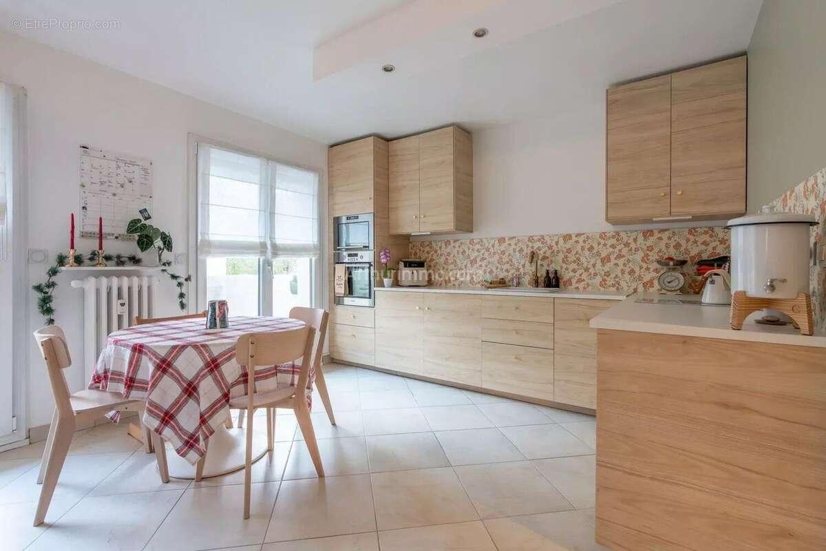 Appartement à THORIGNY-SUR-MARNE