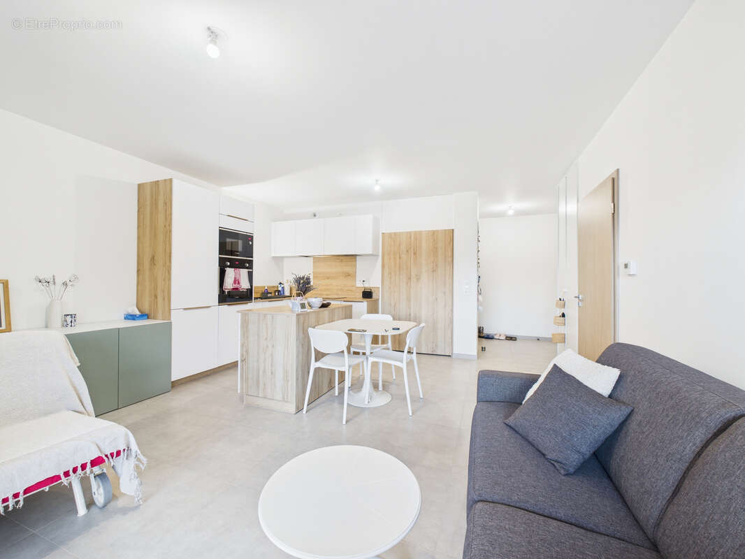 Appartement à BASSENS