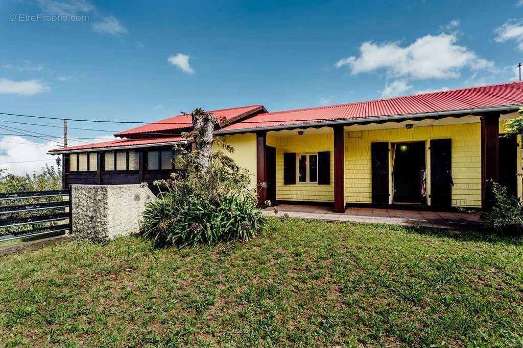 Maison à SAINT-PIERRE