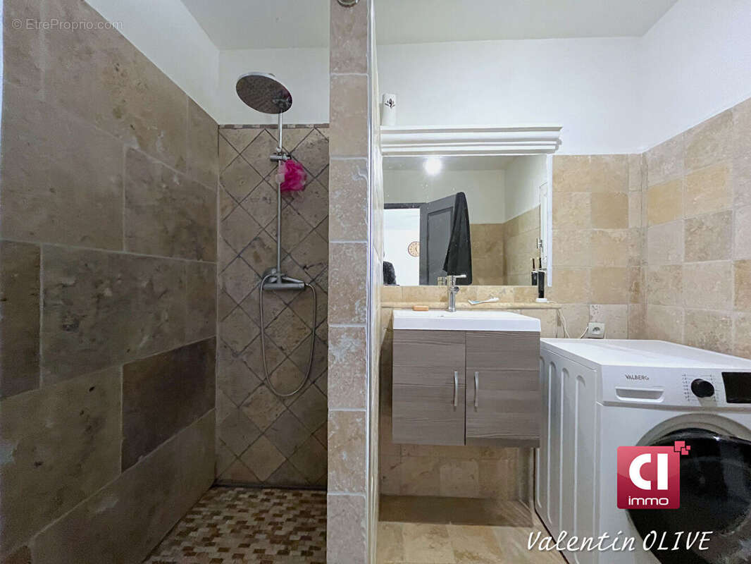Vente : appartement t3 (40 m²) à la roquebrussanne - photo 7