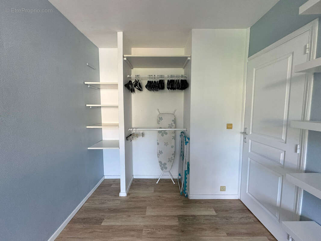 Appartement à LA FERTE-ALAIS