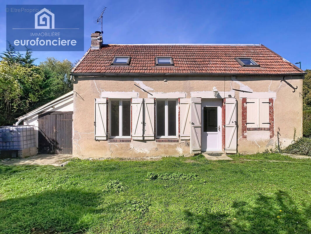 Maison à AIX-EN-OTHE