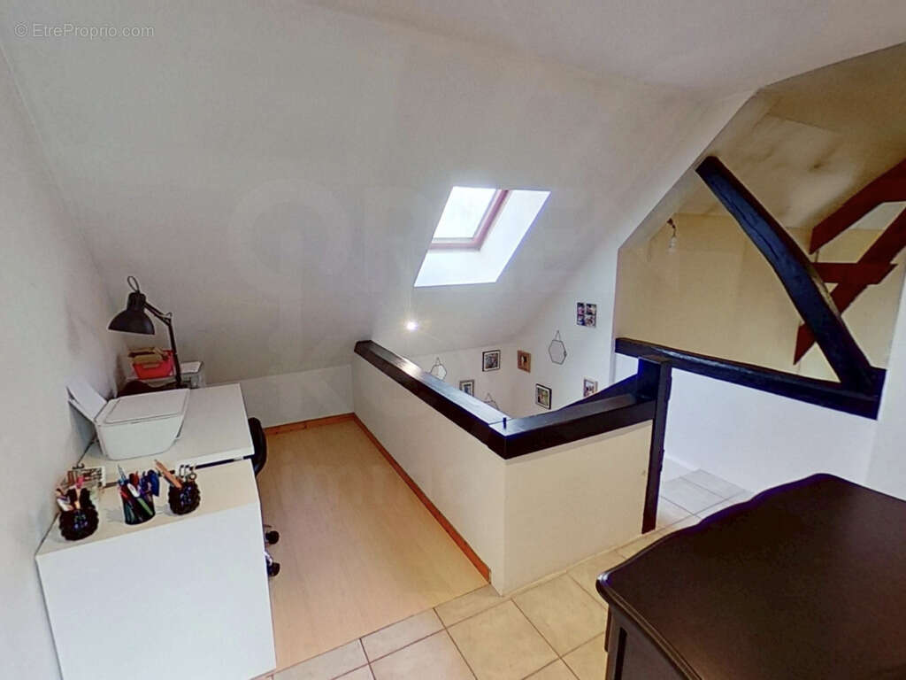 Maison à SAINT-MARTIN-DES-CHAMPS