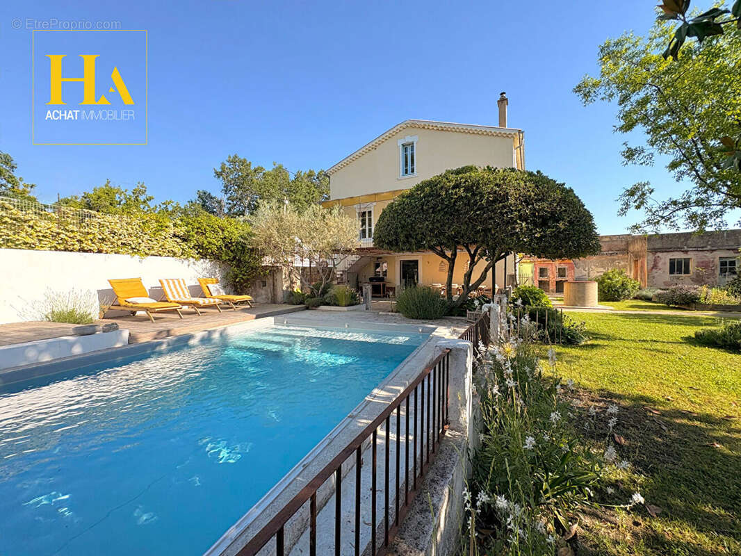 Maison à MONTELIMAR