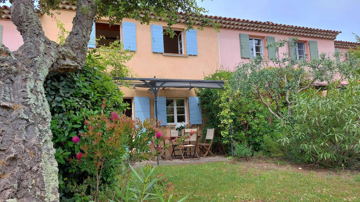 Maison à LA MOTTE