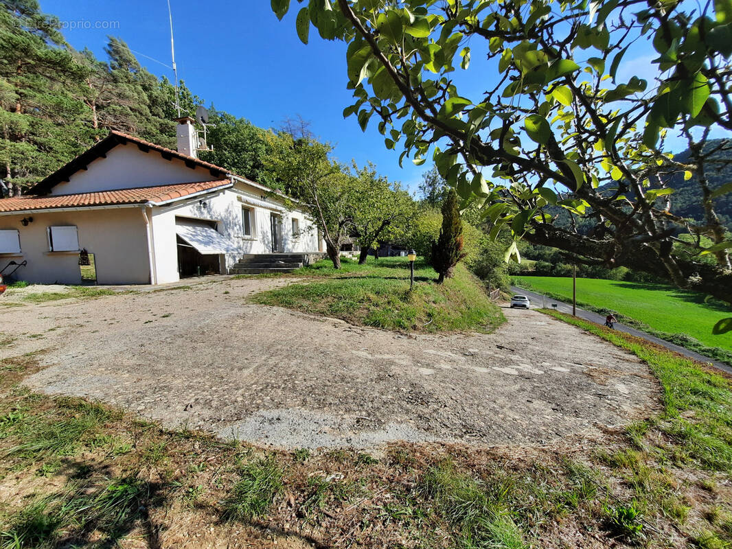 Maison à NANT
