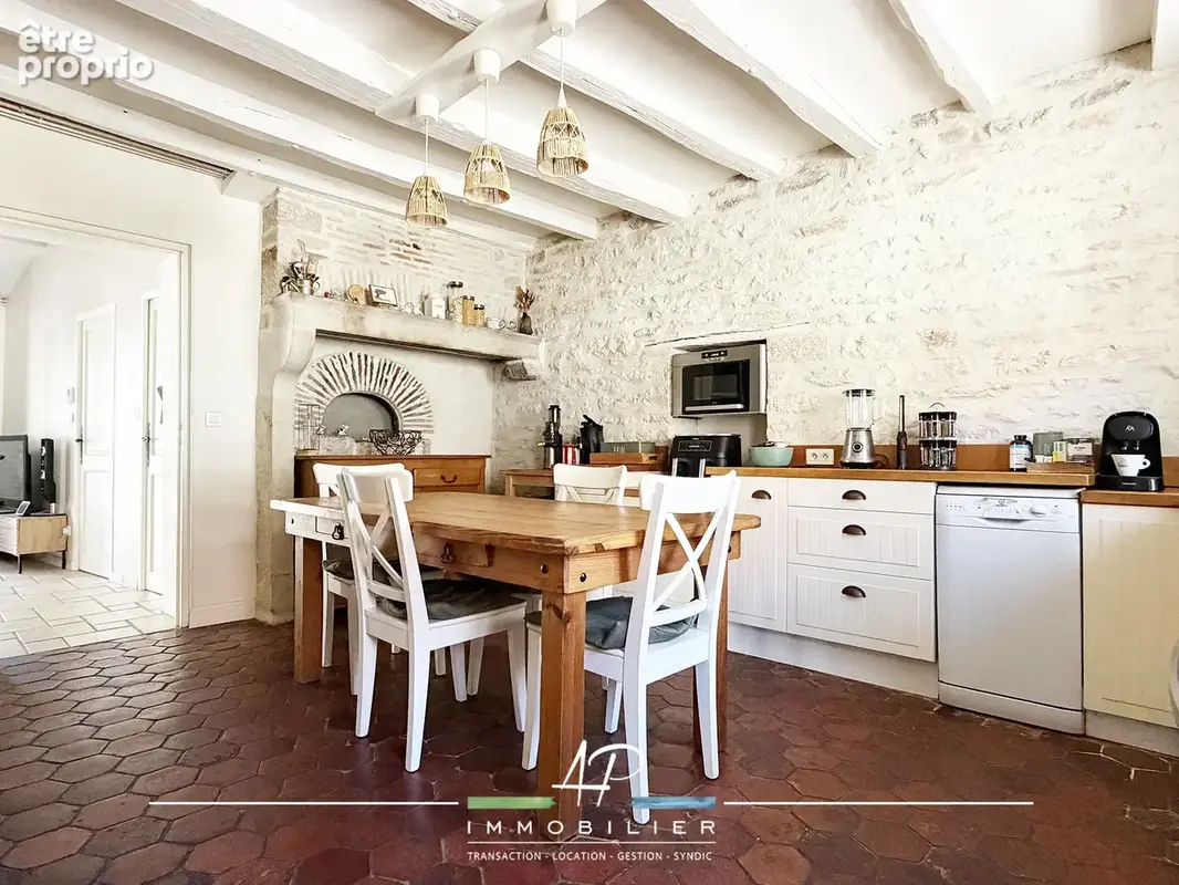 BROGNON   Maison de charme en pierre avec terrasse, jardin et garage - photo 2