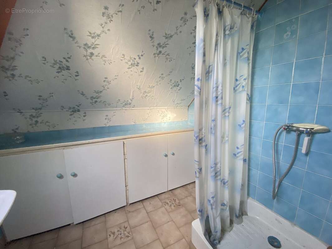 Maison à MARCILLY-EN-VILLETTE