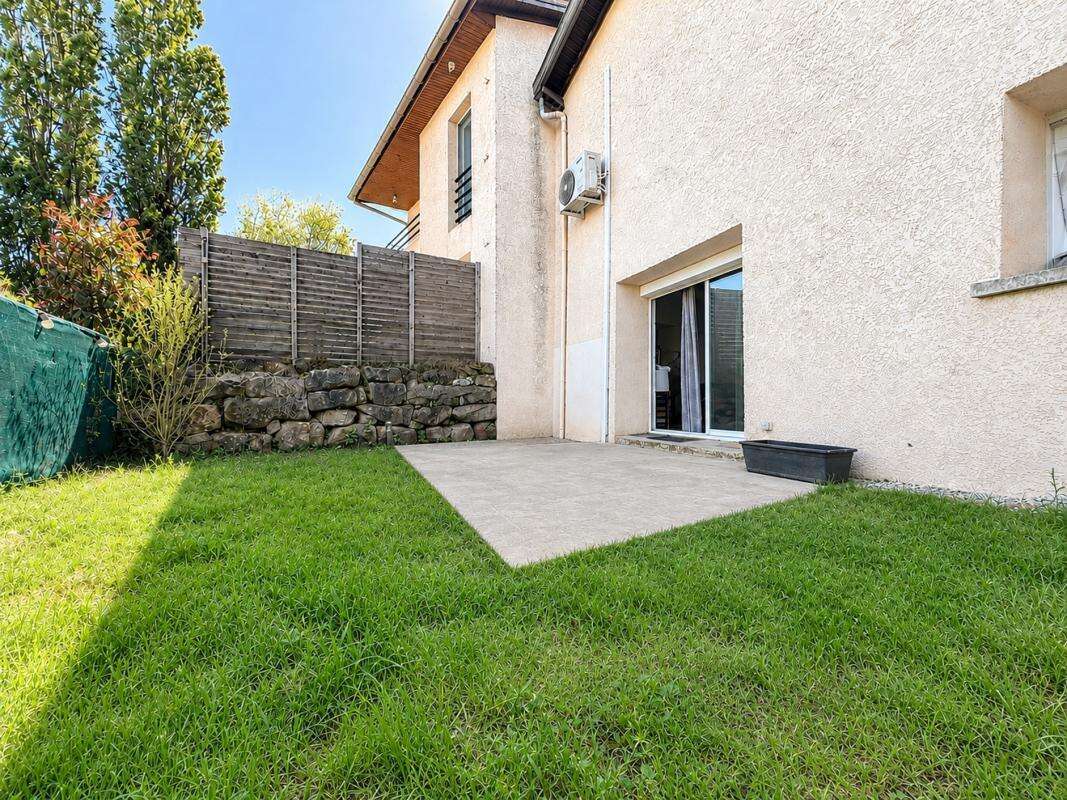 Maison à SAINT-ANDEOL-LE-CHATEAU