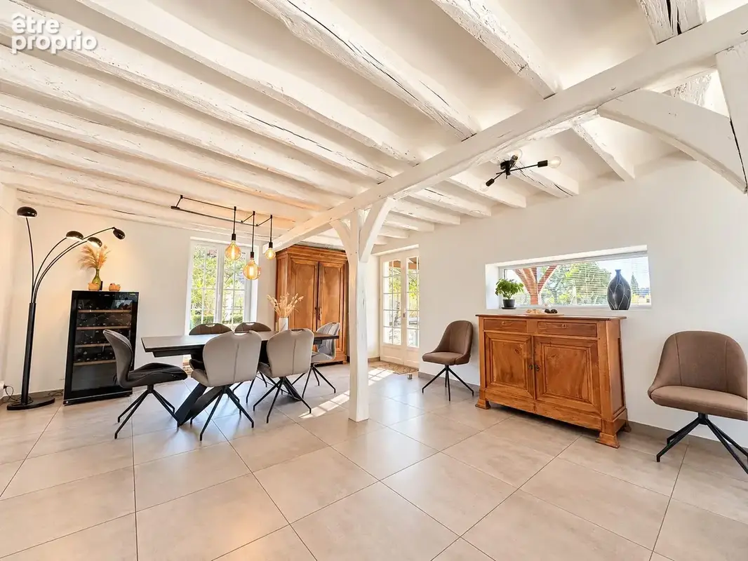 Maison 7 pièces 172 m² à vendre à La Chapelle-Saint-Mesmin (45380) - photo 1
