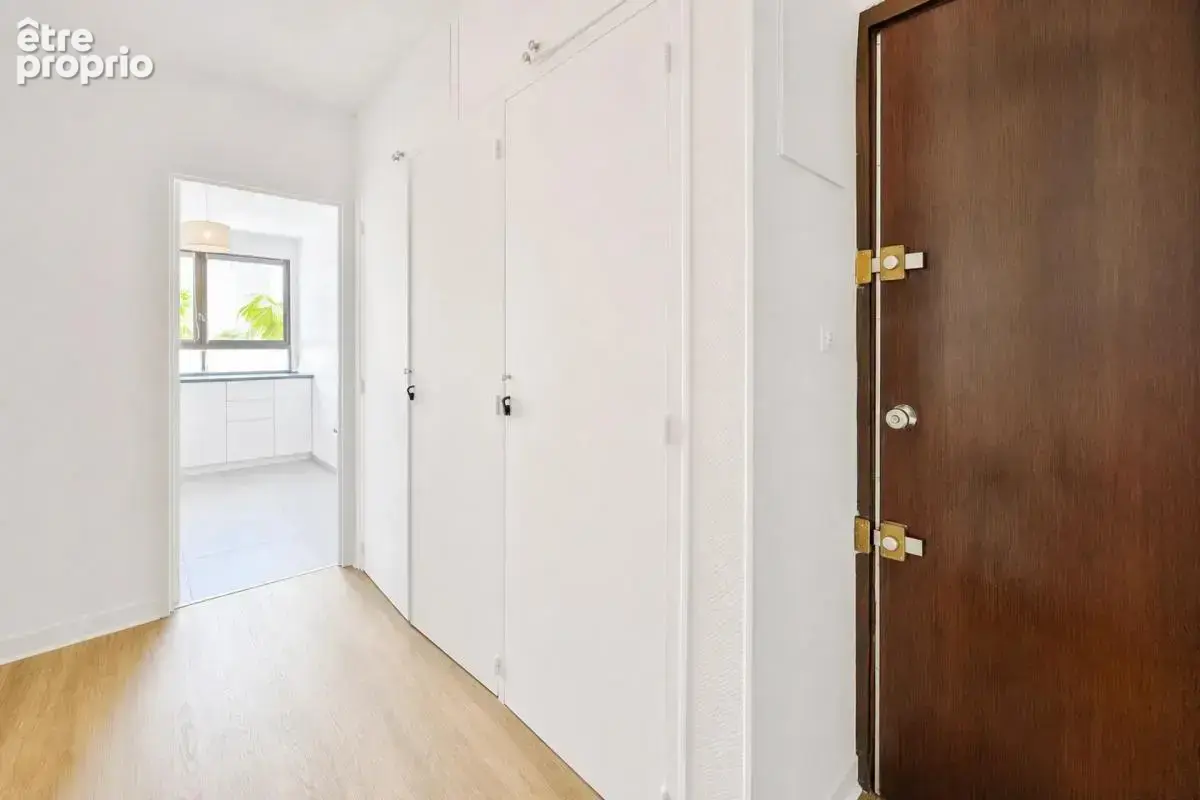 Bel appartement 2 pièces avec balcon à Fontenay - photo 6