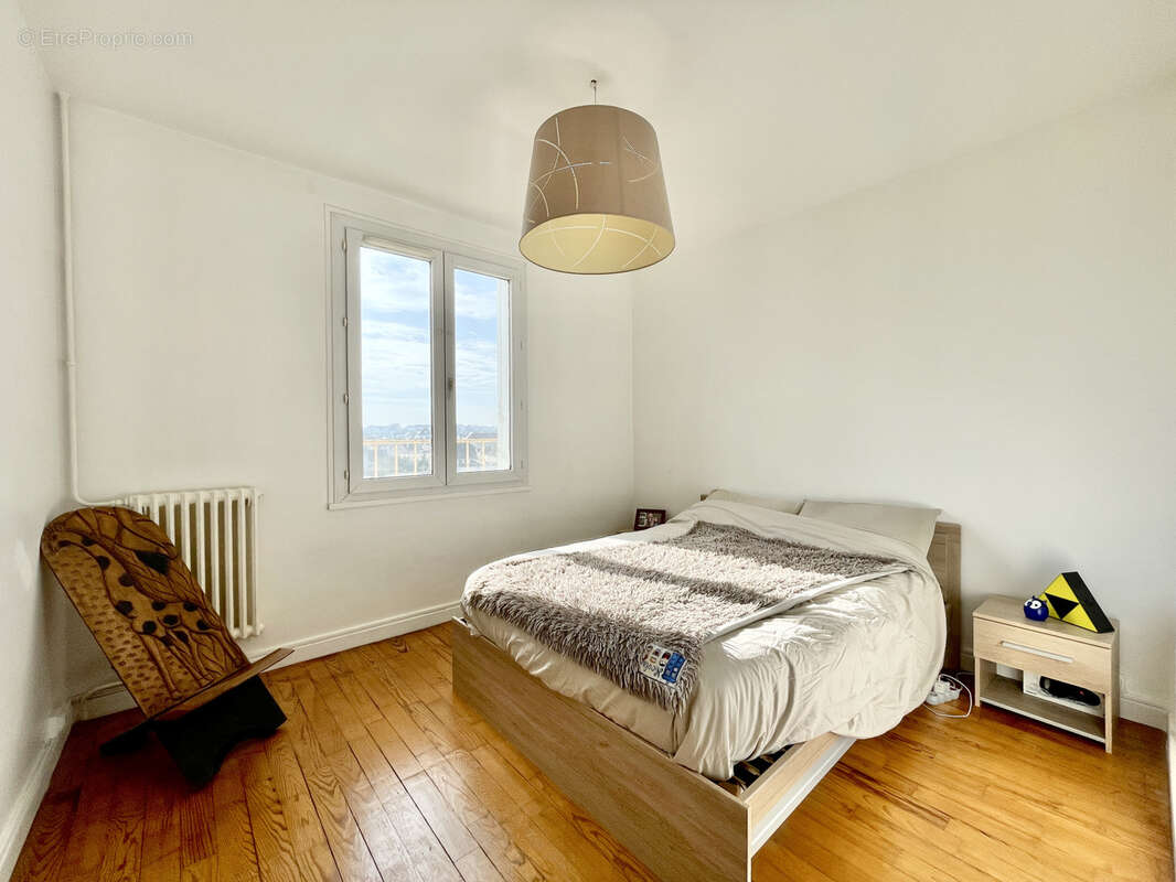 Appartement à MONDEVILLE