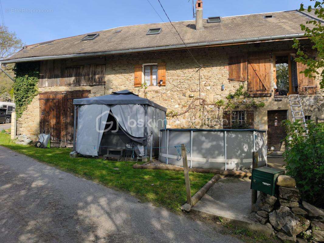 Maison à MASSINGY