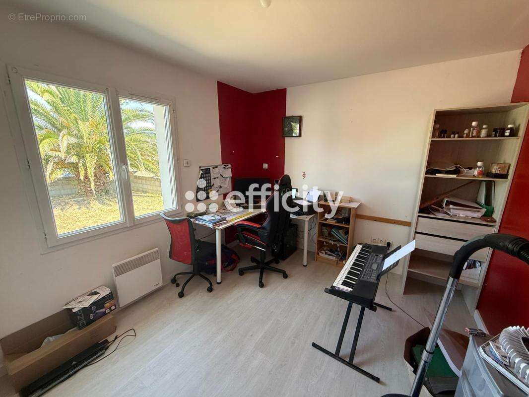 Maison 172 m² à Poiroux  - photo 10