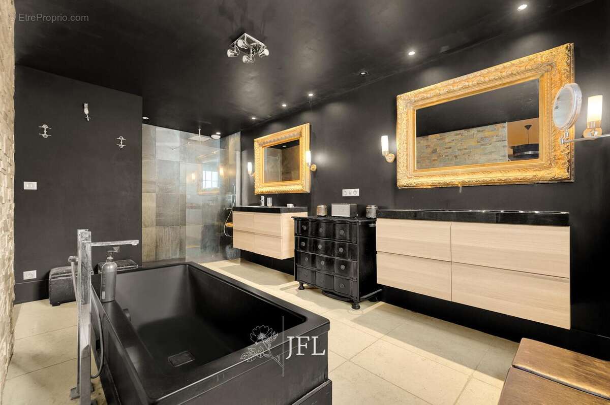 Maison à SAINT-JEAN