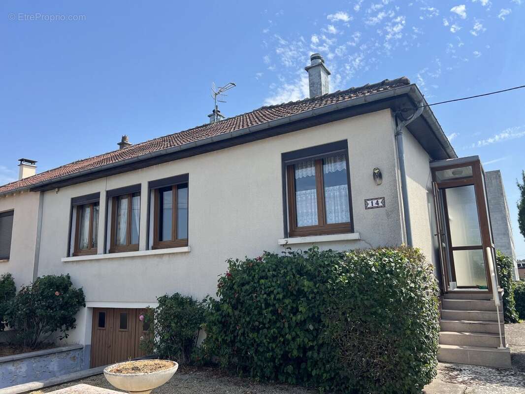 Maison à TERGNIER