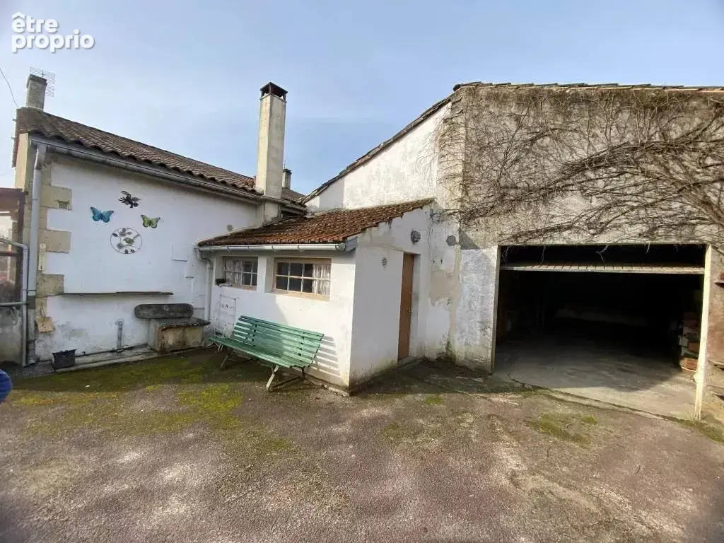 St yzan maison a rafraîchir sur 840 m2 - photo 16