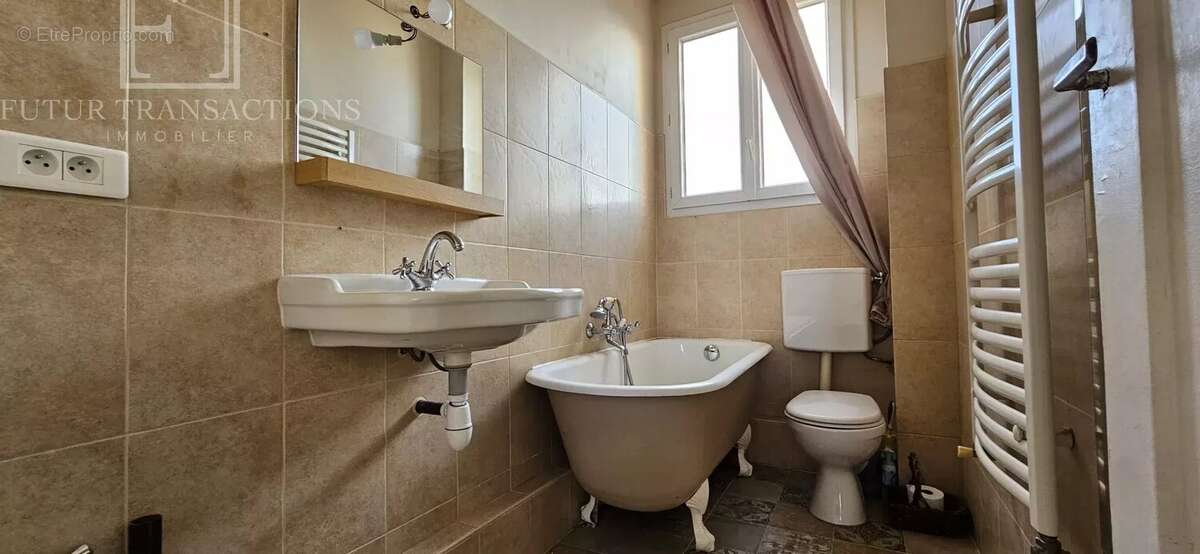 Appartement à COLOMBES