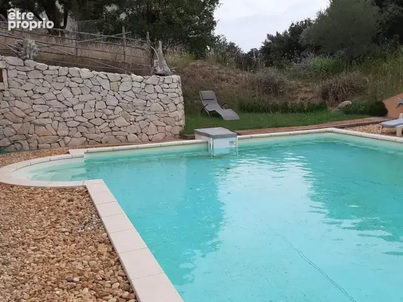 Maison à SAINT-GILLES