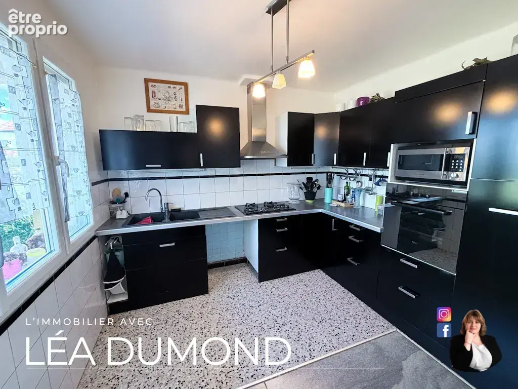 Maison familiale de 141 m2   4 chambres   Terrain de 1 170 m2   Saint-Romain-le-Puy - photo 7