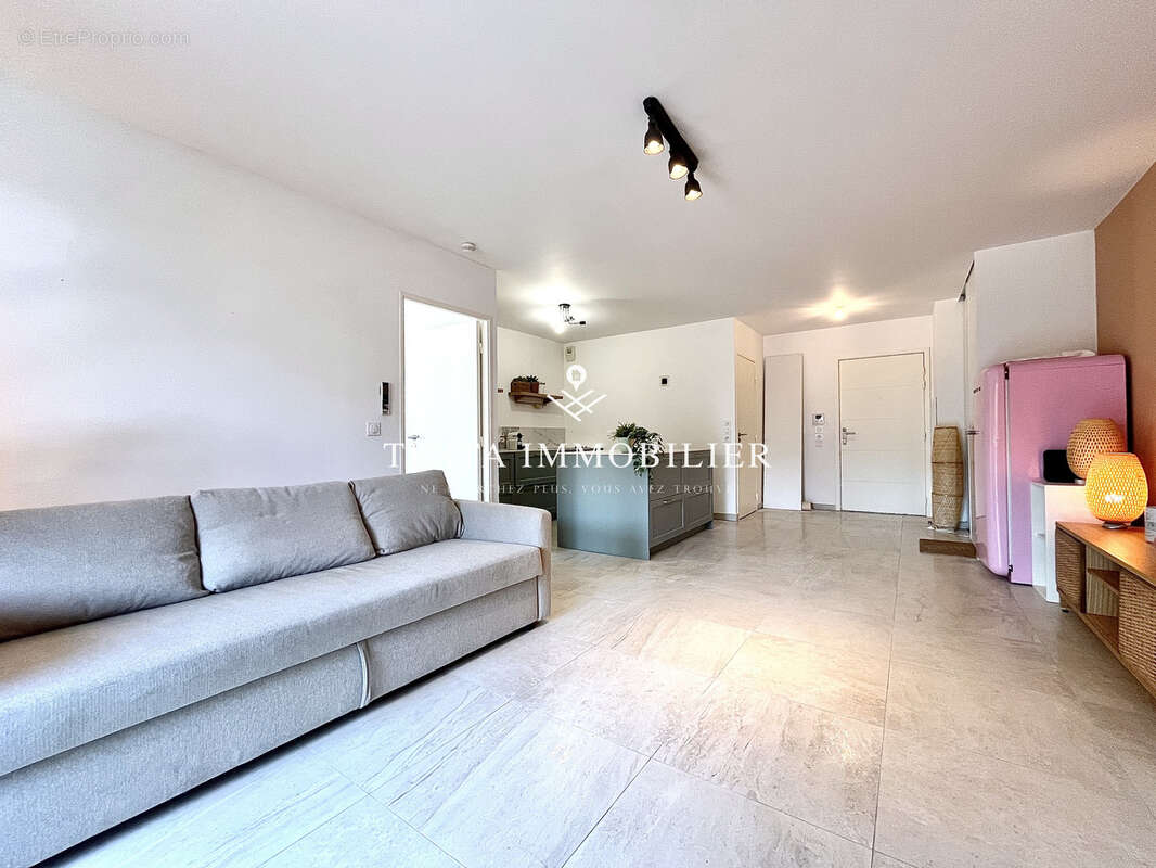 Rcm carnoles - 2 pieces 59 m2 - garage - terrasse - residence standing - photo 6