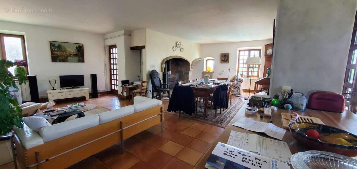 Mas provençal du xviiie, vue alpes et mont ventoux. cinq chambres, immense salon, grande piscine, six terrasses. opportunité uni - photo 10