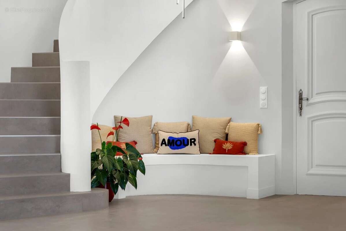 Maison à MANDELIEU-LA-NAPOULE