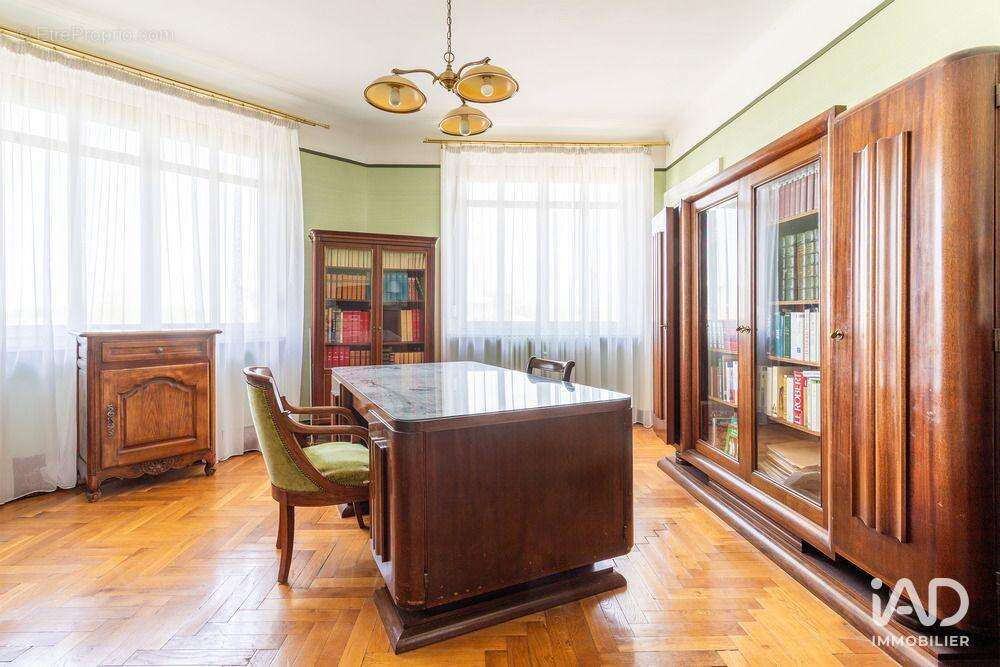 Photo 8 - Appartement à MARCQ-EN-BAROEUL