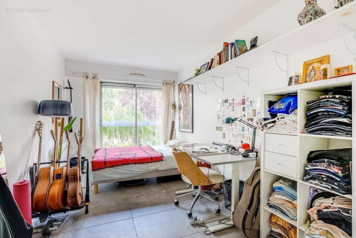 Appartement à PARIS-20E