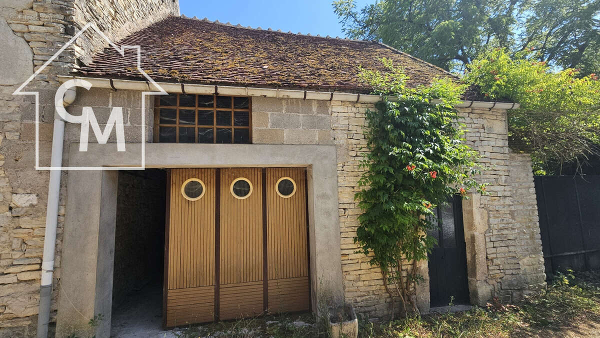 Maison à BESSY-SUR-CURE