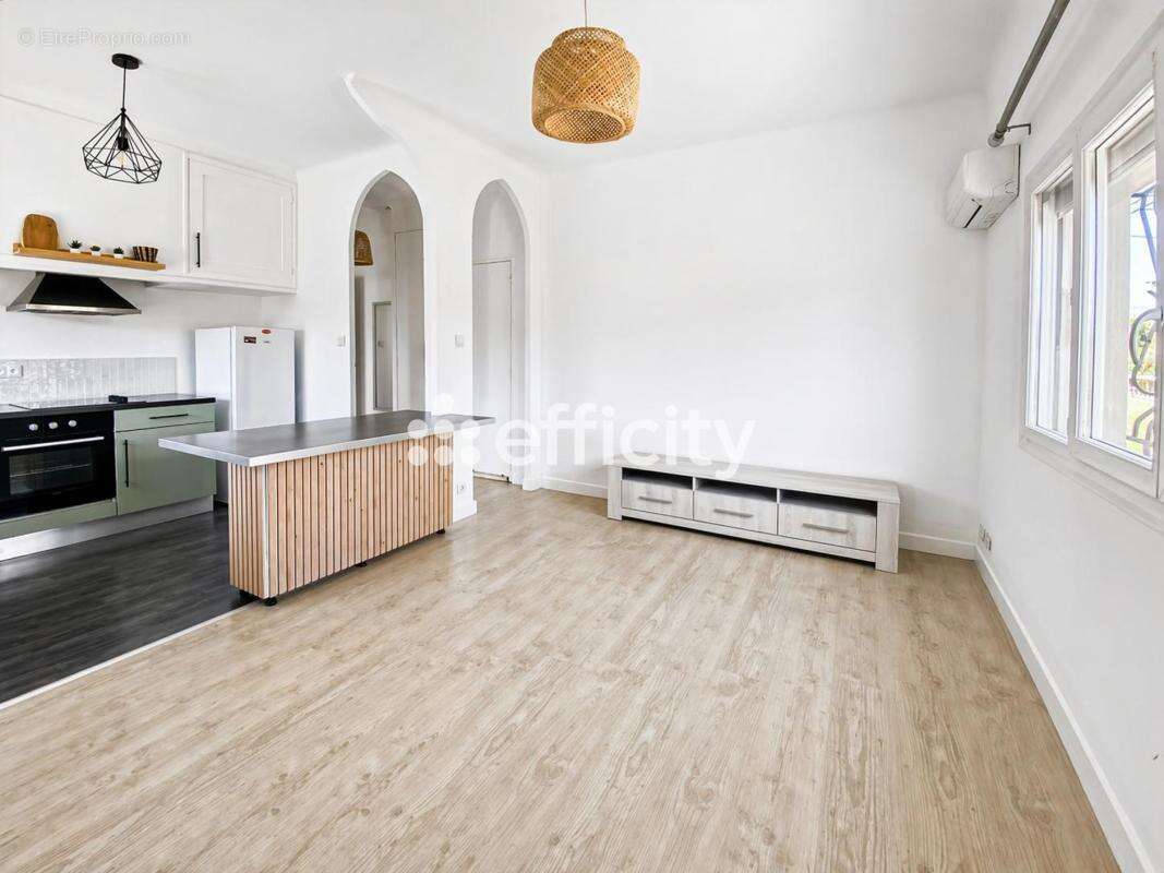 Appartement à MARSEILLE-14E