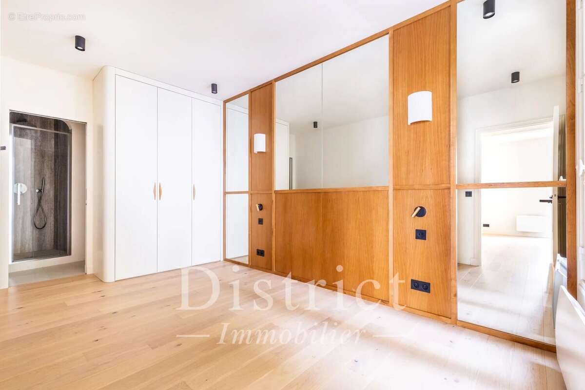 Appartement à PARIS-4E
