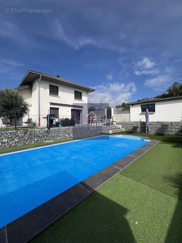 Maison à SAINT-GERMAIN-SUR-RHONE