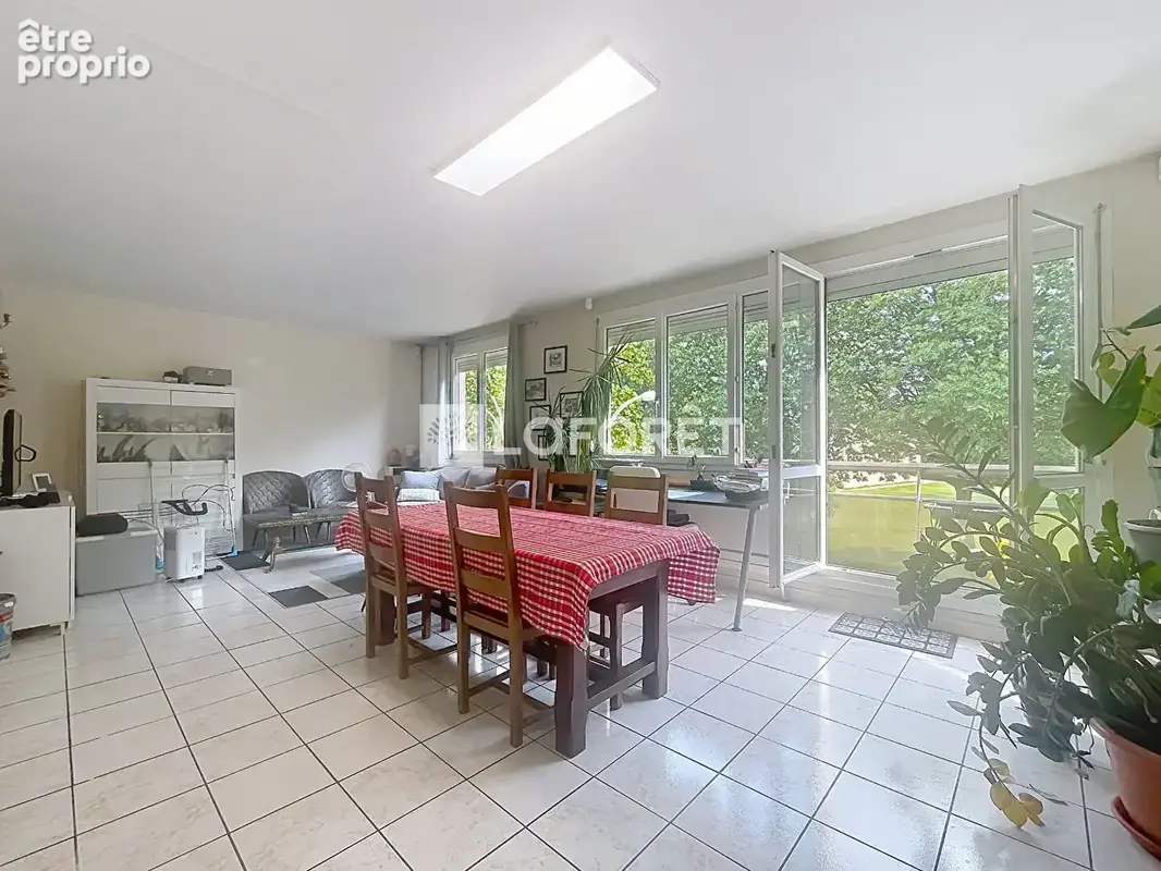 Appartement Le Grand Quevilly place du Québec - photo 2