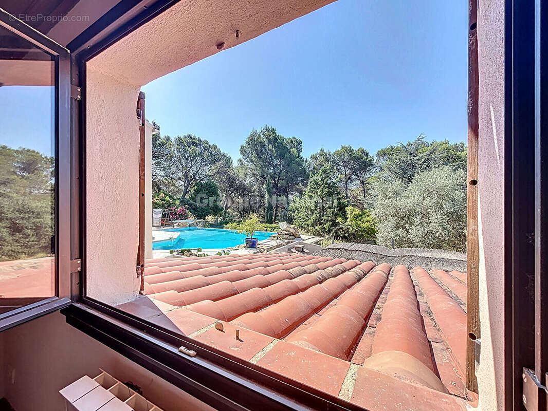 Maison à UCHAUX