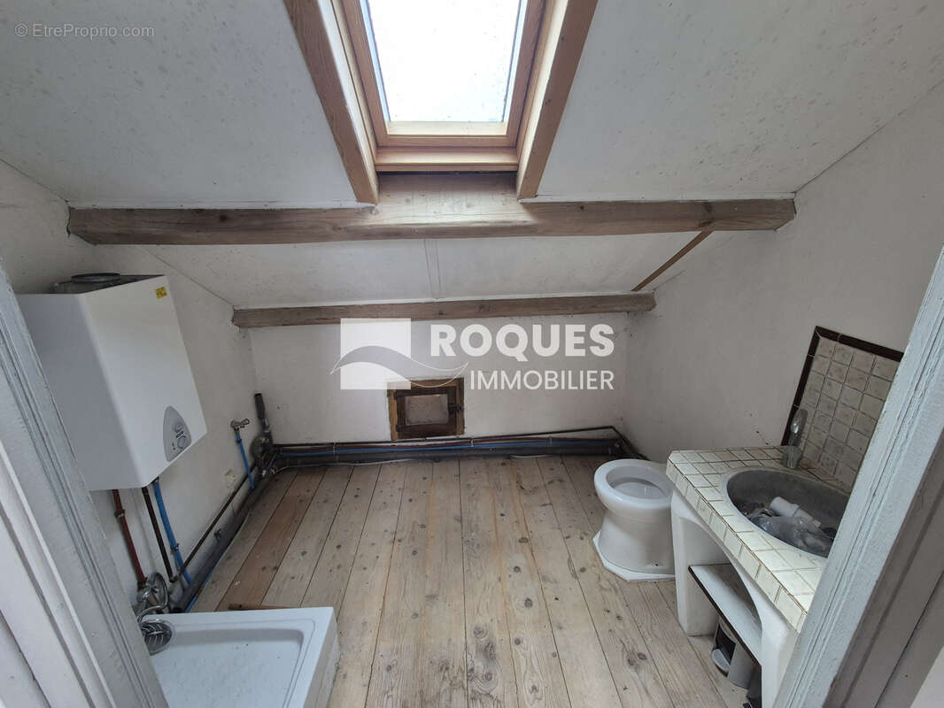 A VENDRE, 15 minutes LE CAYLAR, sur le plateau du Larzac, maison de caractére à rénover avec dépendance et jar - photo 21