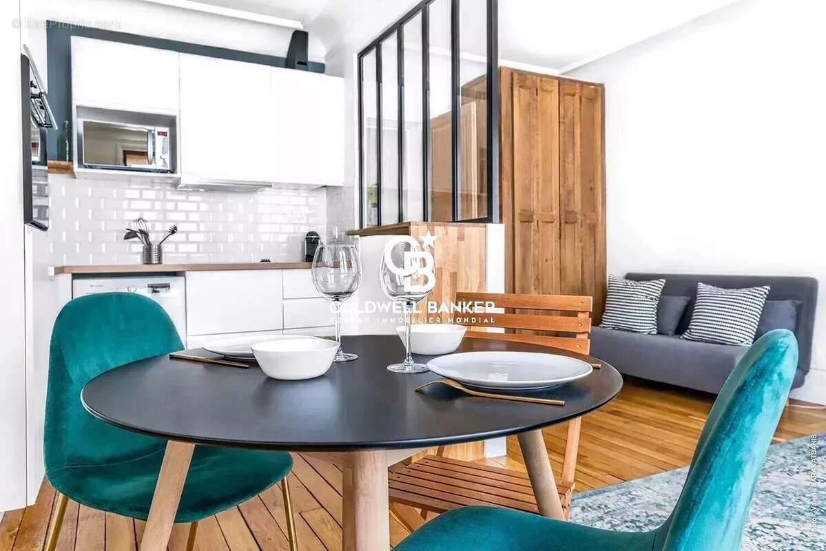 Appartement à PARIS-7E