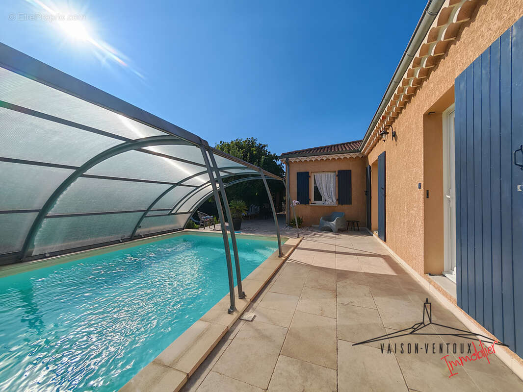 Villa plain-pied, piscine couverte, terrain arboré - photo 5