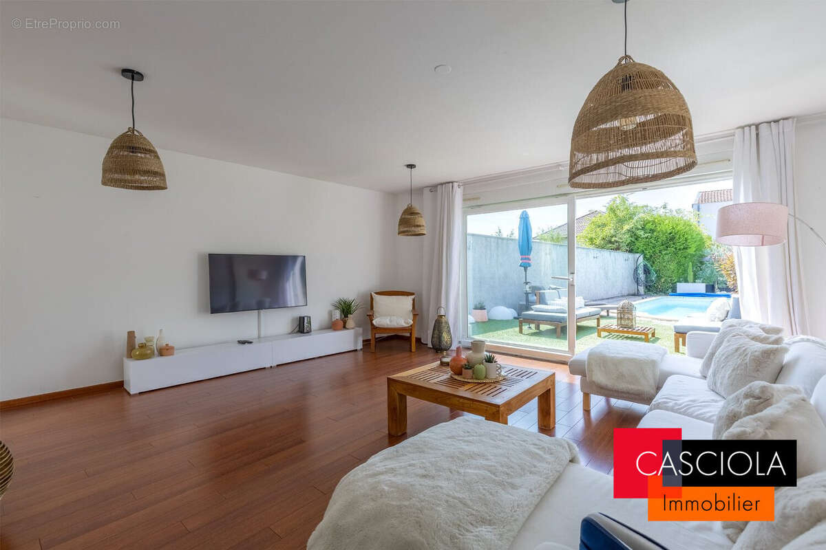 Appartement à MARLY