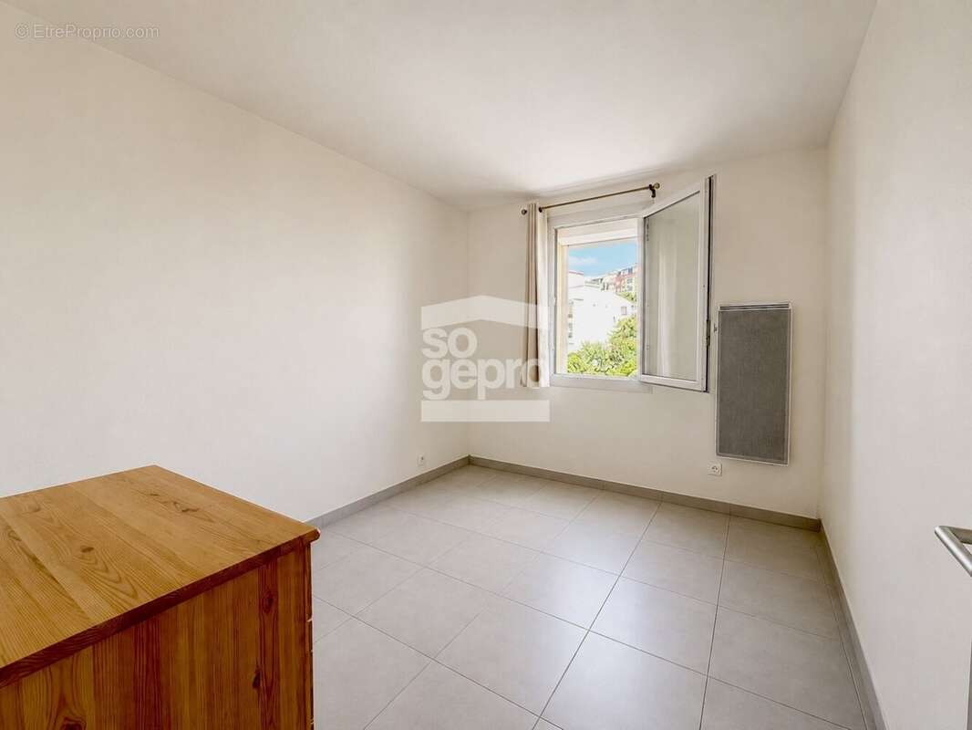 Réf : 2306 : Vente Grand Appartement 2 Pièces, secteur Centre Port au Cap d'Agde ! - photo 6