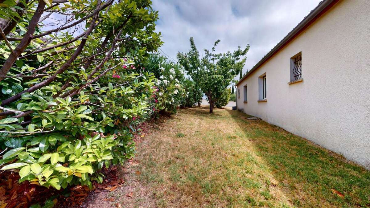 En exclusivite - plain pied - 4 faces - 3 chambres - sejour 60 m2 - photo 16