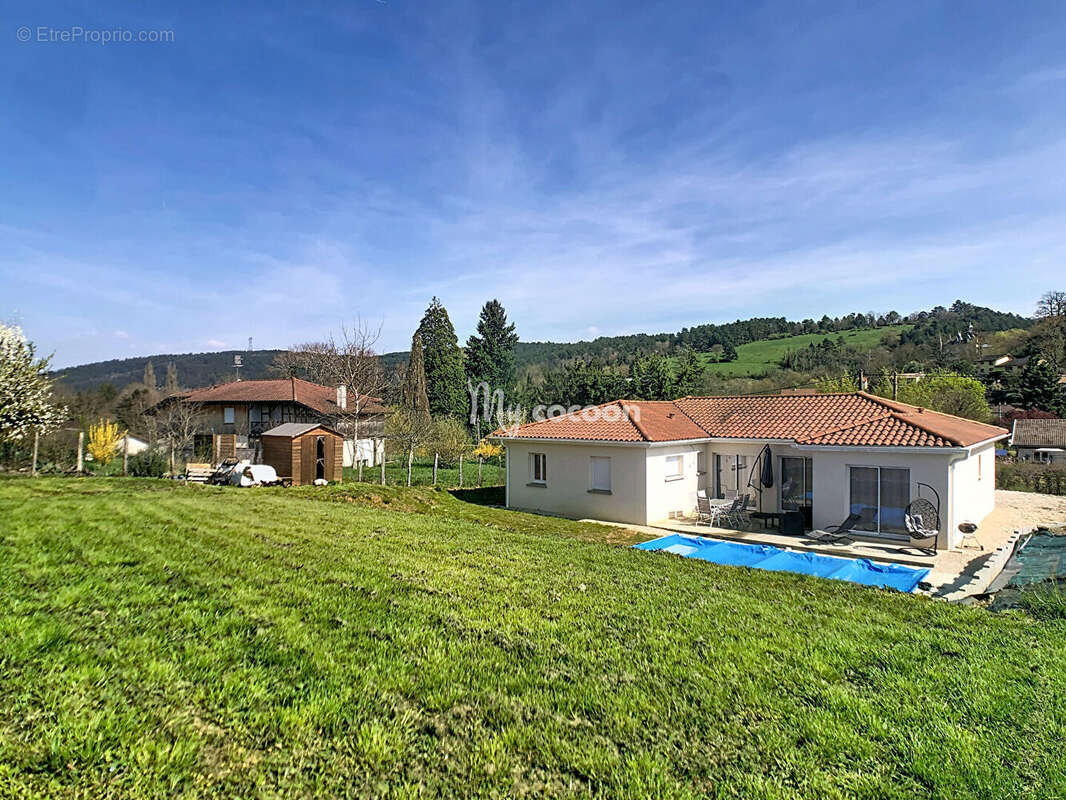 Maison à MEILLONNAS