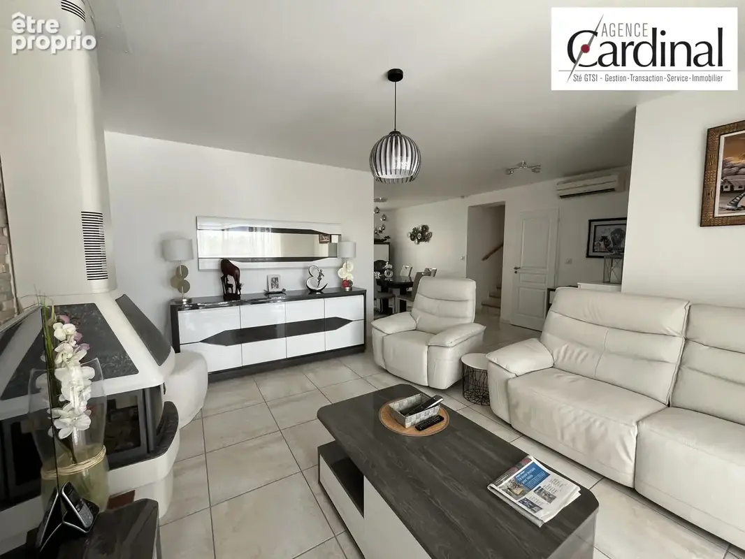 Maison 4 pièces 99 m² à vendre à Lamanon (13113) - photo 4