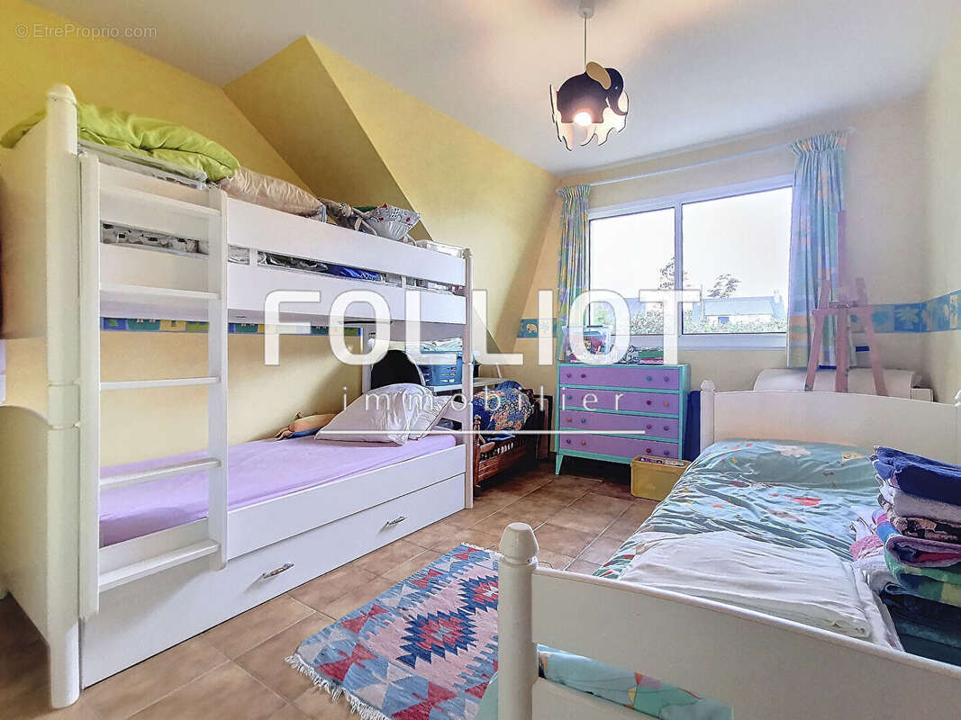 Maison à JULLOUVILLE