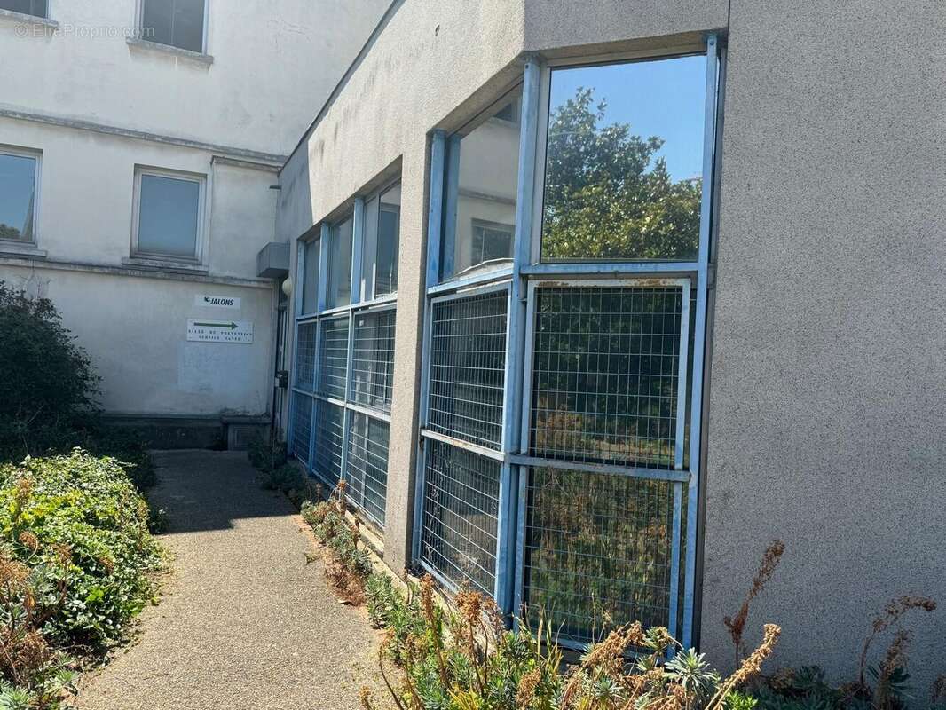 Commerce à GENTILLY