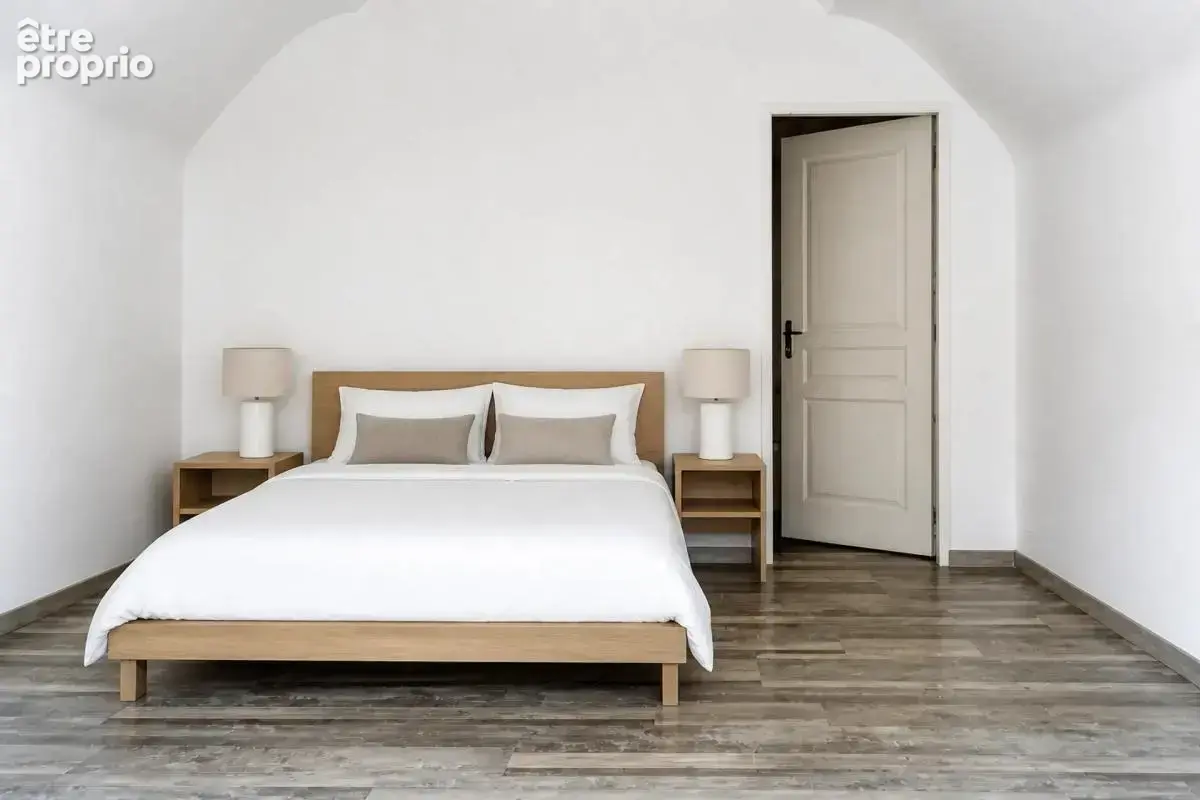 Maison de 4 pièces de 90 m² à Laroche-Saint-Cydroine - photo 6