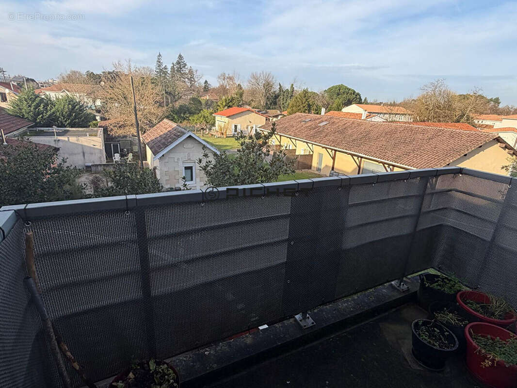 Appartement à SAINT-MEDARD-EN-JALLES