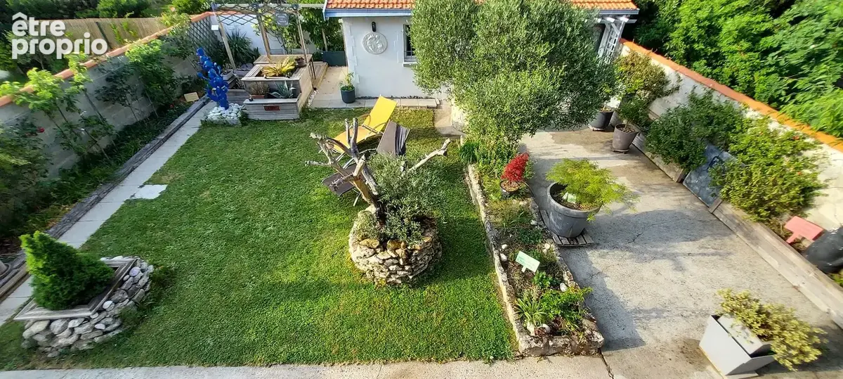 Maison 110 m² à Rochefort  - photo 8