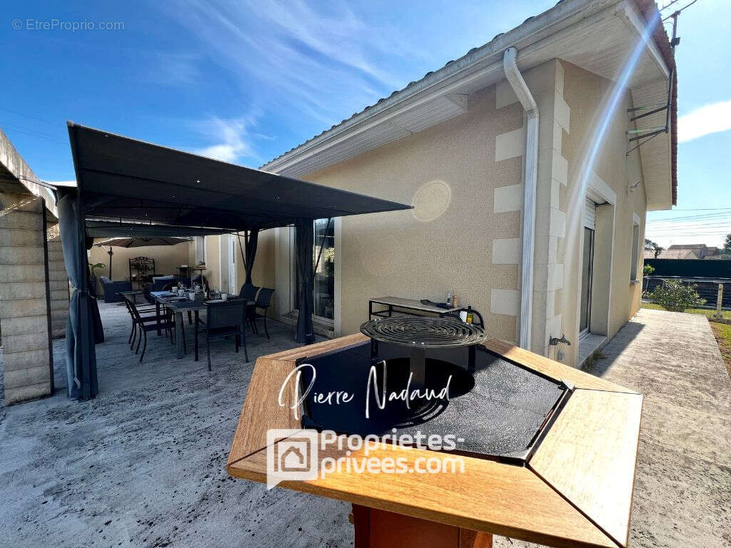 Maison à SAINT-DENIS-DE-PILE